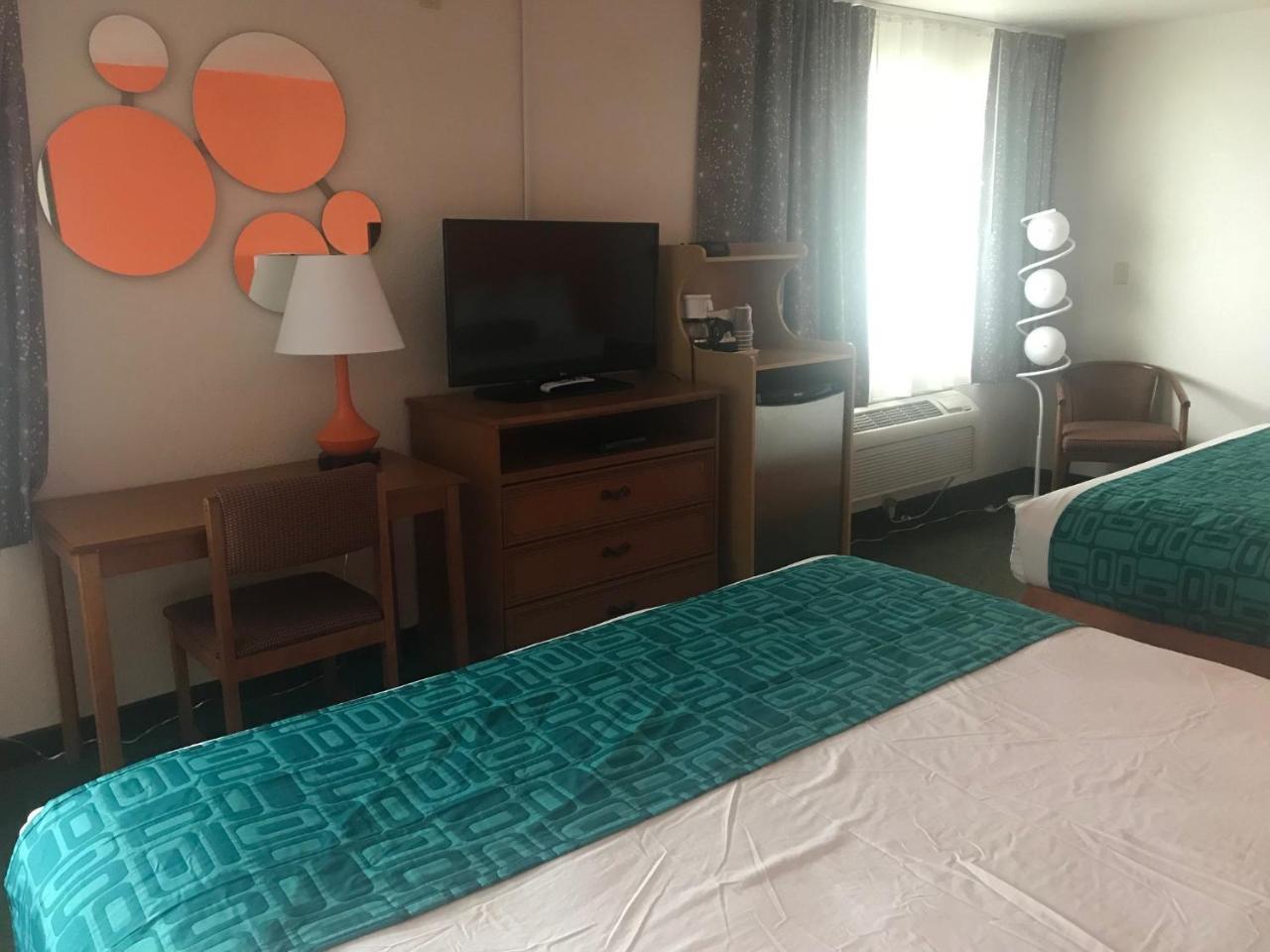 Howard Johnson By Wyndham Salem Ngoại thất bức ảnh